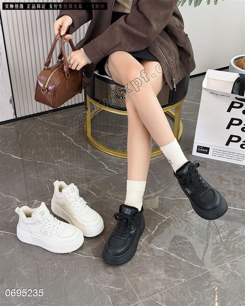 新款高帮绒里休闲厚底运动鞋9168-1