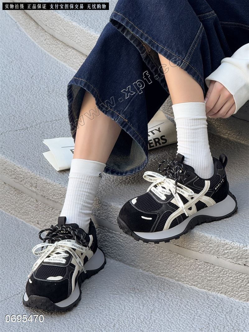 新款小蛮腰刺绣款真皮吸墨阿甘德训鞋2210-2