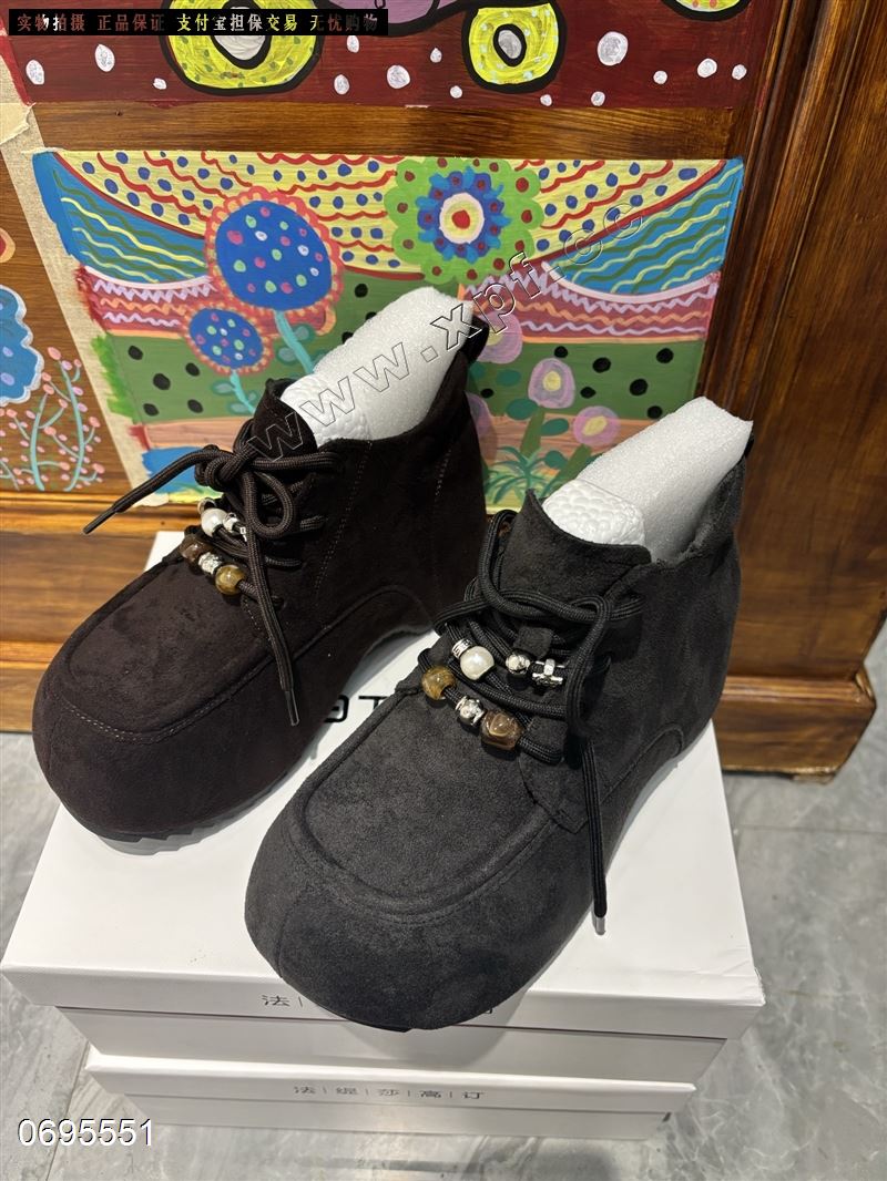 新款加棉勃肯鞋