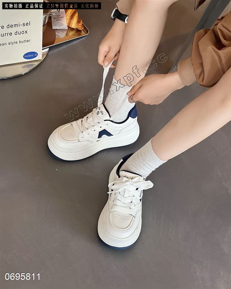 时尚休闲鞋1709-3