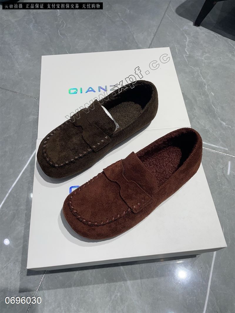 钎孜   牛奶绒➕羊羔毛