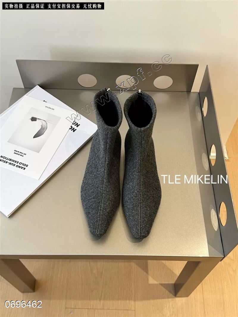 𝐁𝐀&𝐄𝐀 他她秀 370-8802 绒里