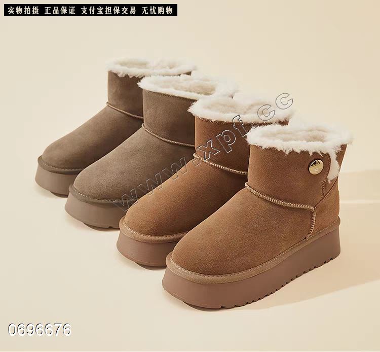 厚底磨砂皮雪地靴