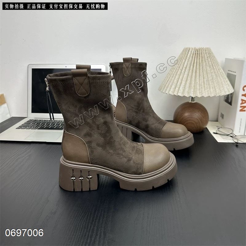 狄莱儿68056  单里