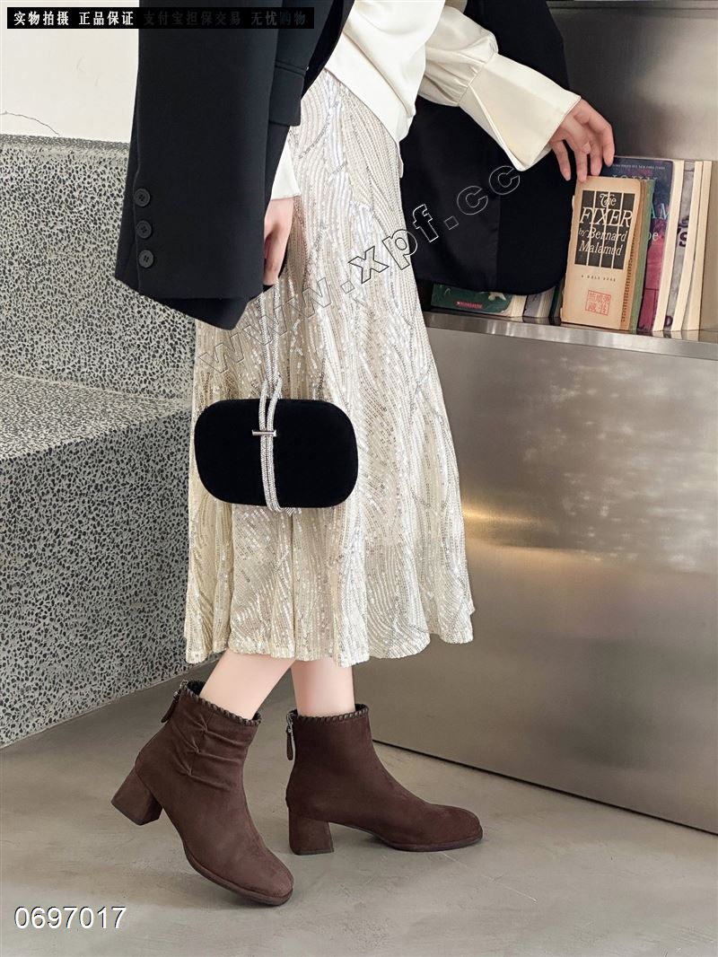 艾小象707-2  绒里