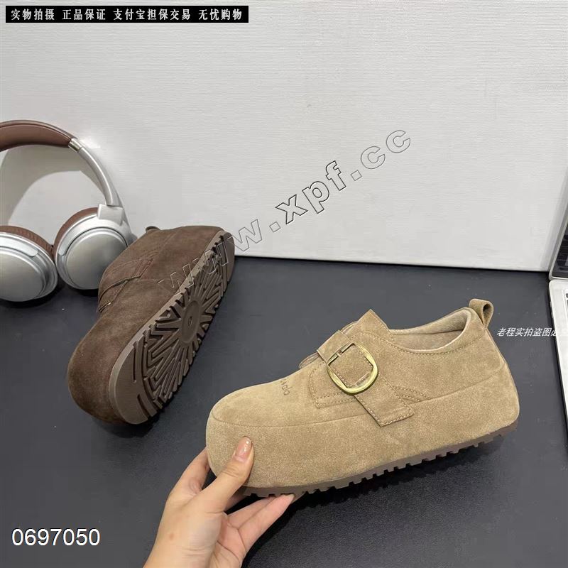 C99  真皮加绒博肯鞋