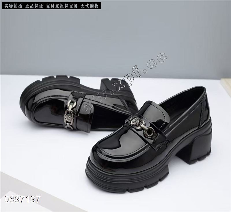 滨恋  发泡底超轻乐福