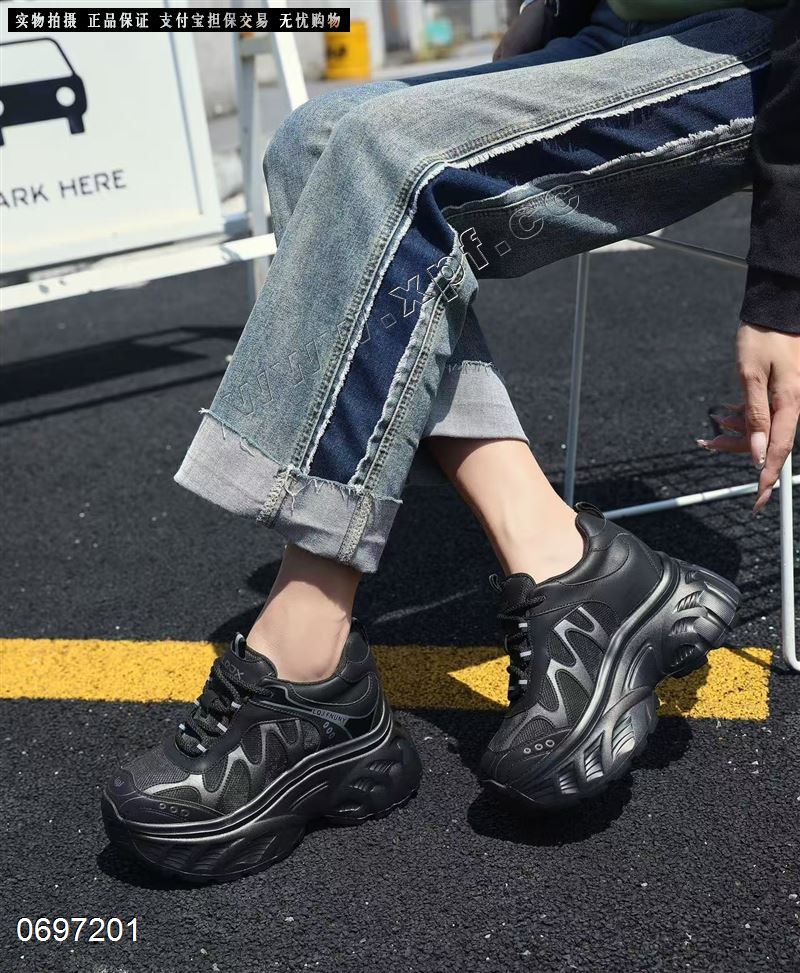 滨恋  发泡底超轻内增高