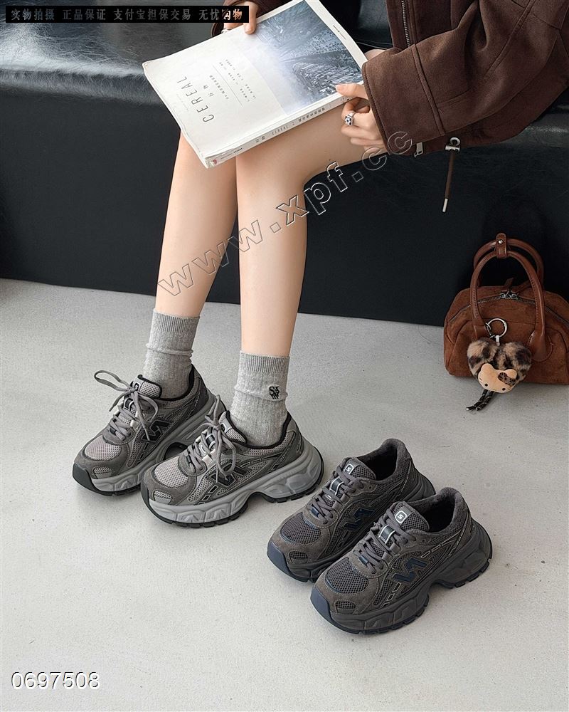 新款磨砂皮绒里休闲鞋老爹鞋9698