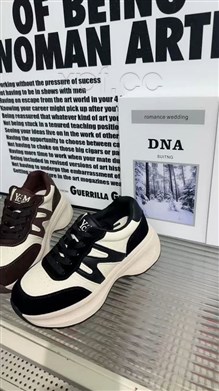 发泡底休闲鞋677-11