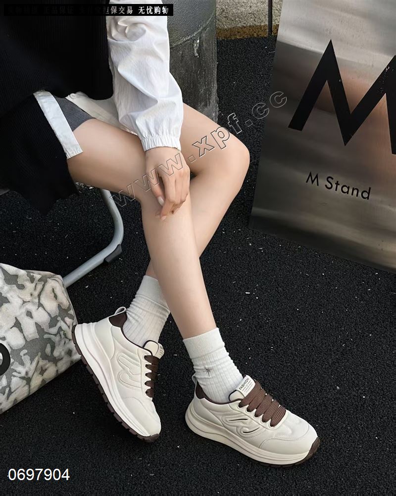 时尚休闲鞋