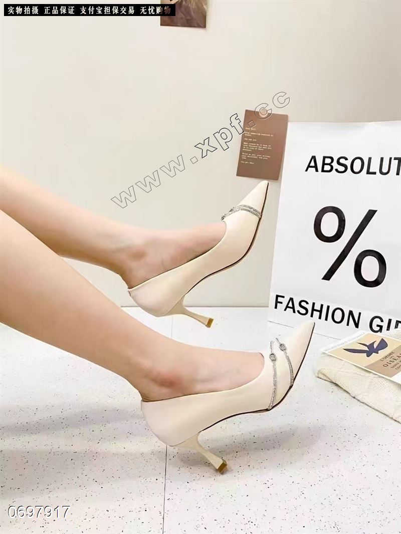 钎孜09002  黑色58米色5-8