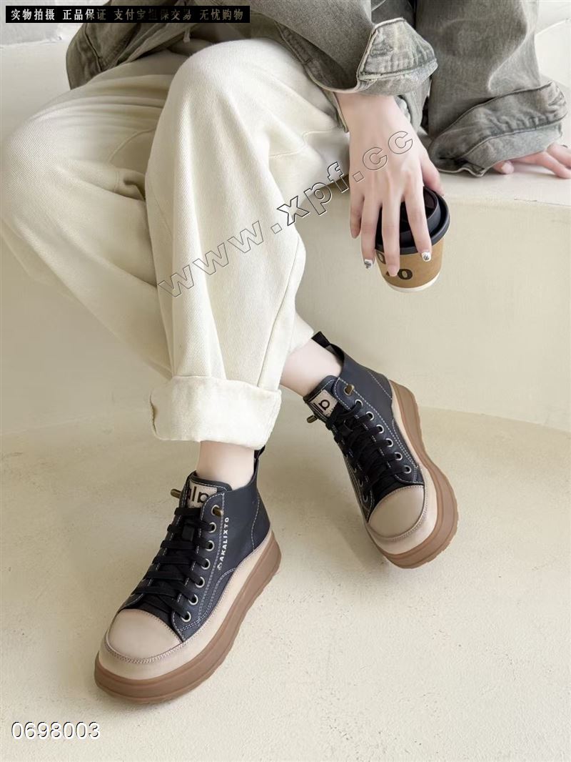 新款头层牛皮牛筋底高帮休闲鞋HF25776