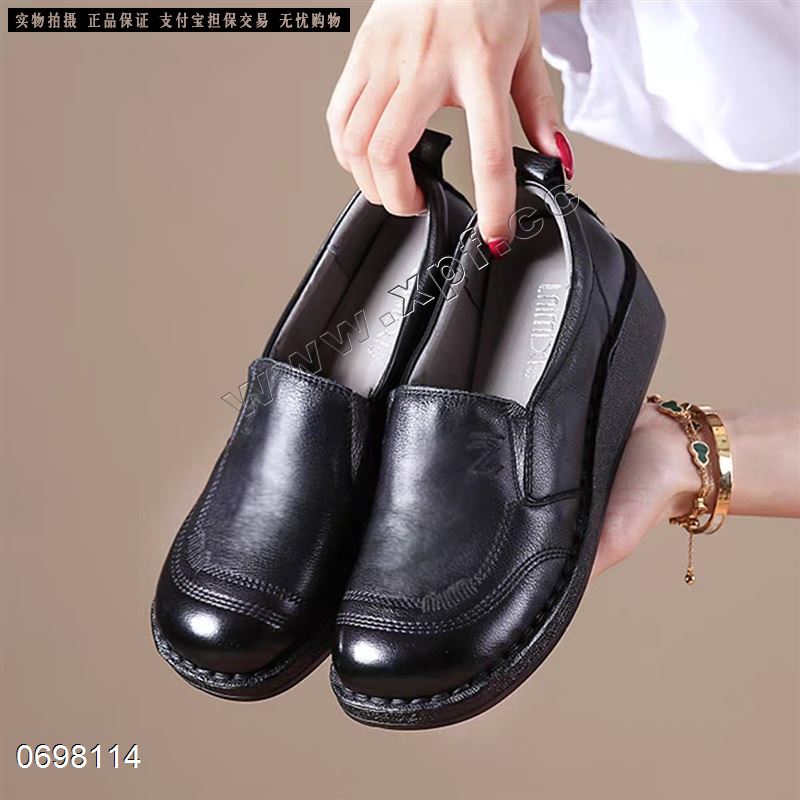 简安琪9932  头层牛皮