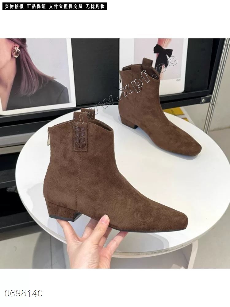 鹿纤里短靴77-55  黑5一9无6可以加79，棕7889秒