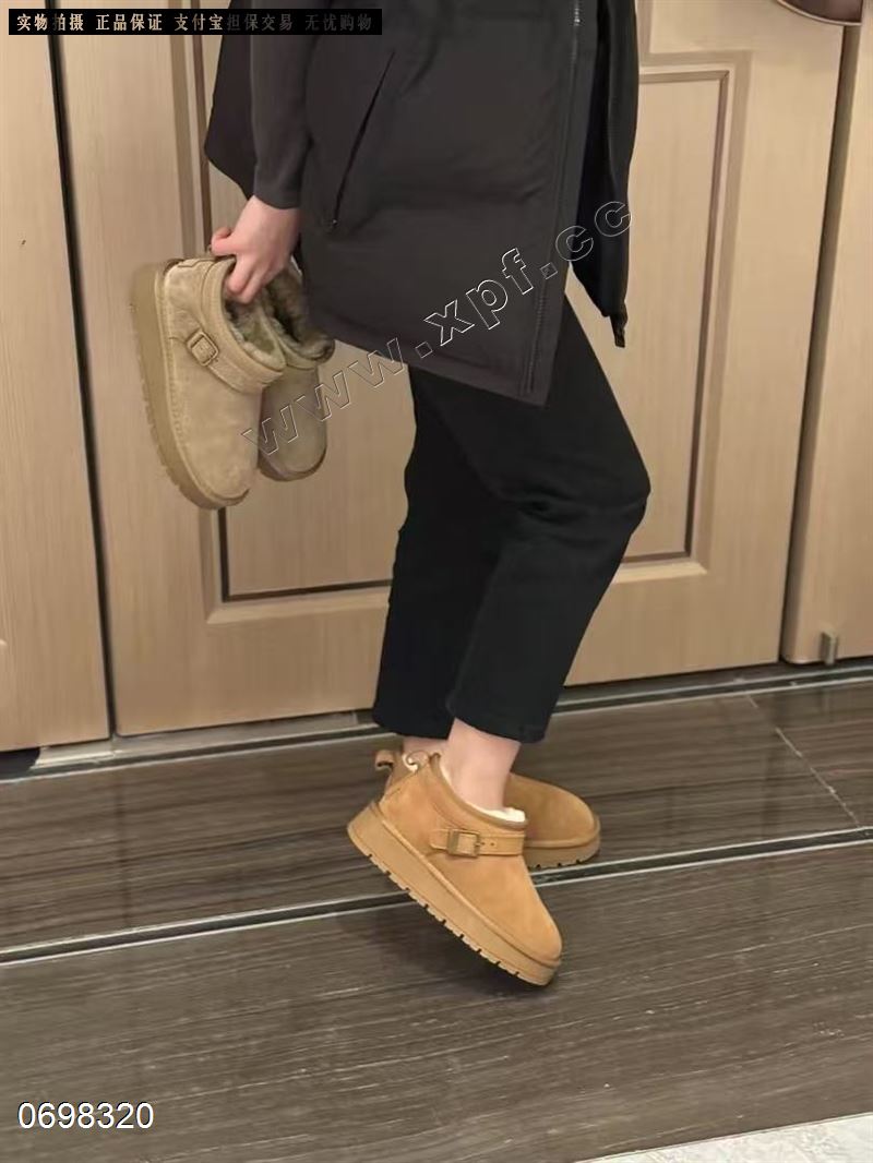 真皮真毛雪地靴️  栗色5一0➕67，海盐色566778