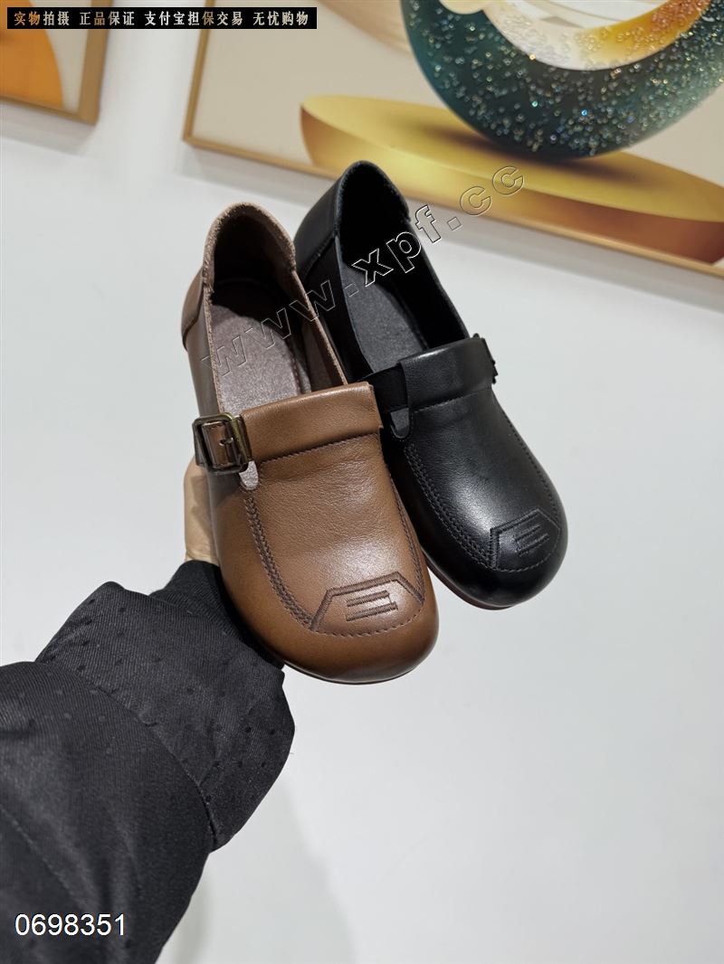 简安琪902  头层牛皮