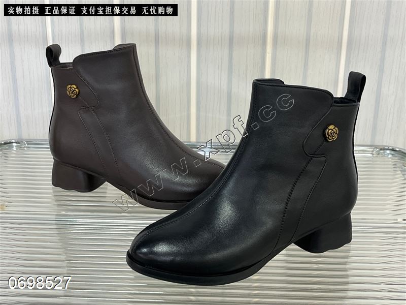 头层牛皮大棉短靴