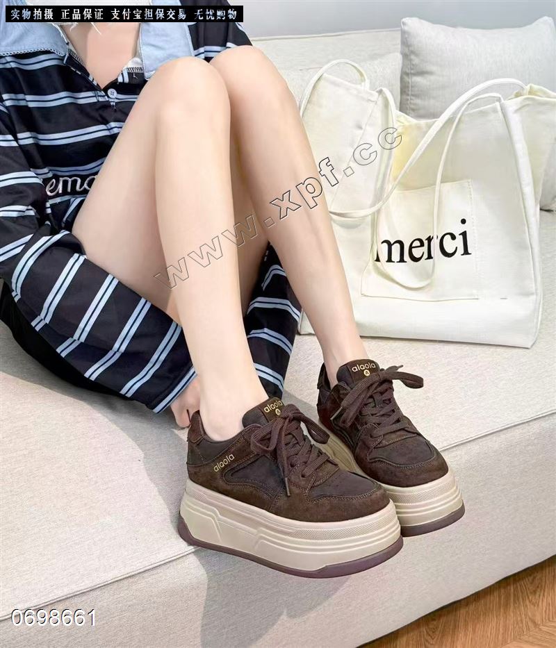 加绒休闲鞋