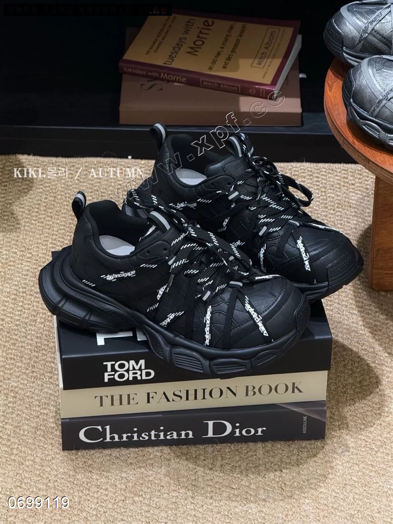 SP 时尚休闲鞋  单里