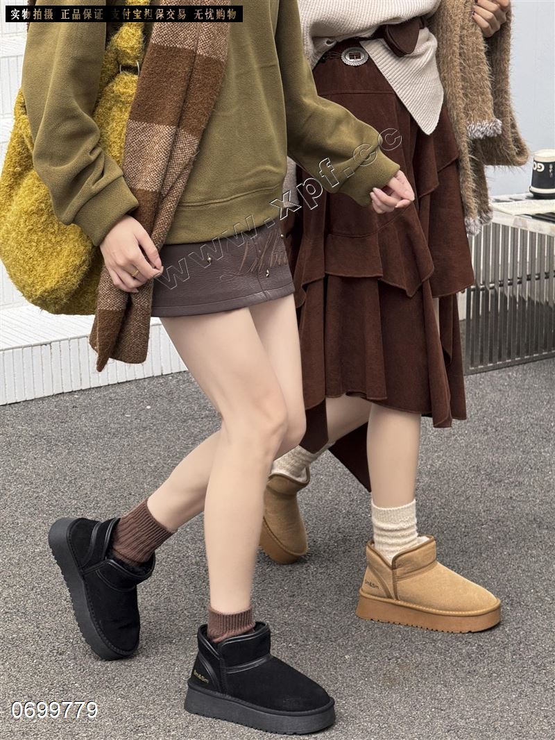 新款磨砂皮雪地靴