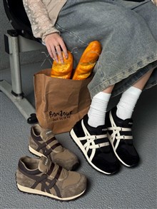 新款发泡底猪皮休闲鞋百搭透气运动撞色运动鞋2835-1