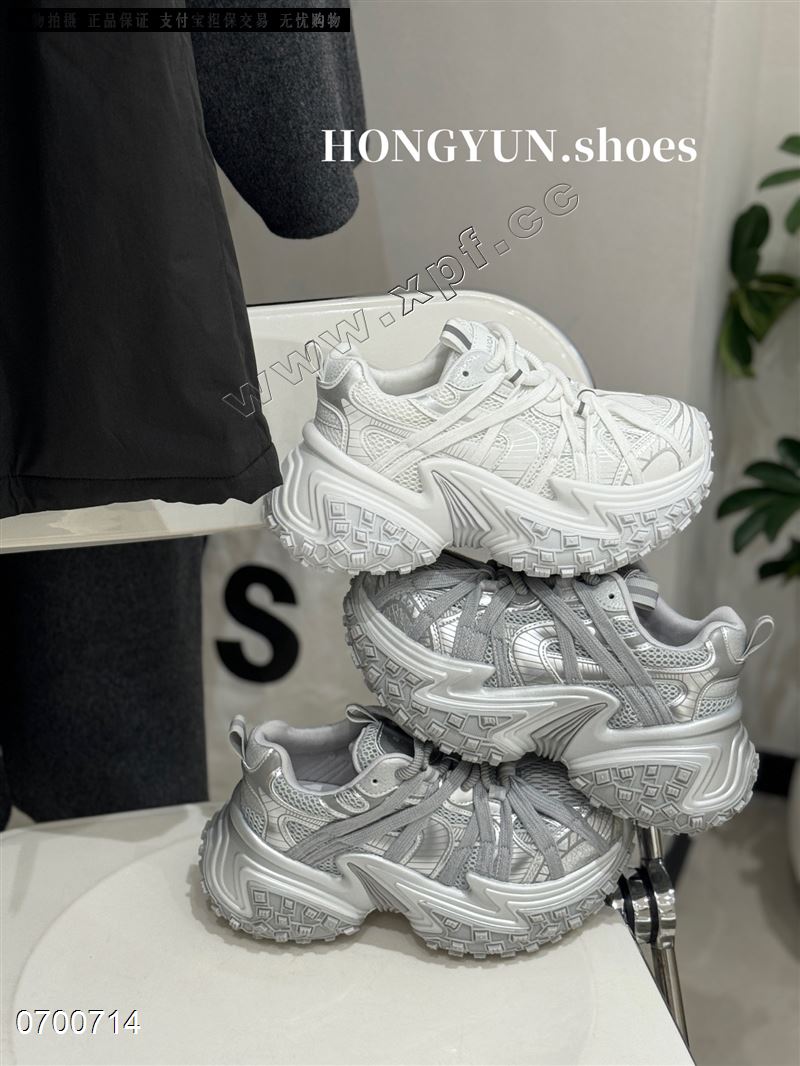 新款四季款百搭吸磨底老爹鞋厚底 275-25