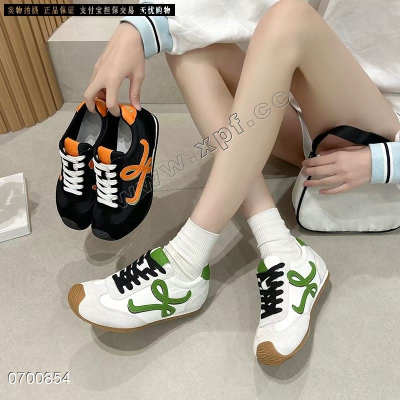 新款单里牛筋底歪头休闲鞋 Y2601