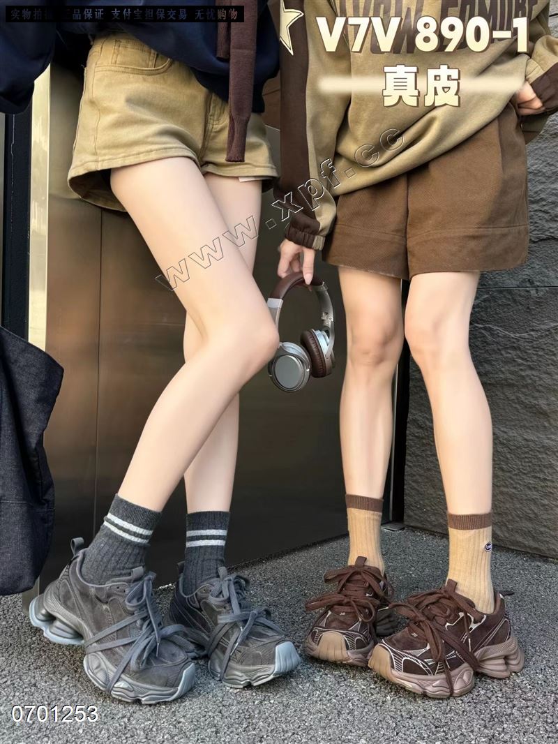 时尚休闲鞋890-1