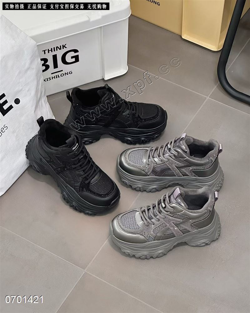 时尚休闲鞋老爹鞋