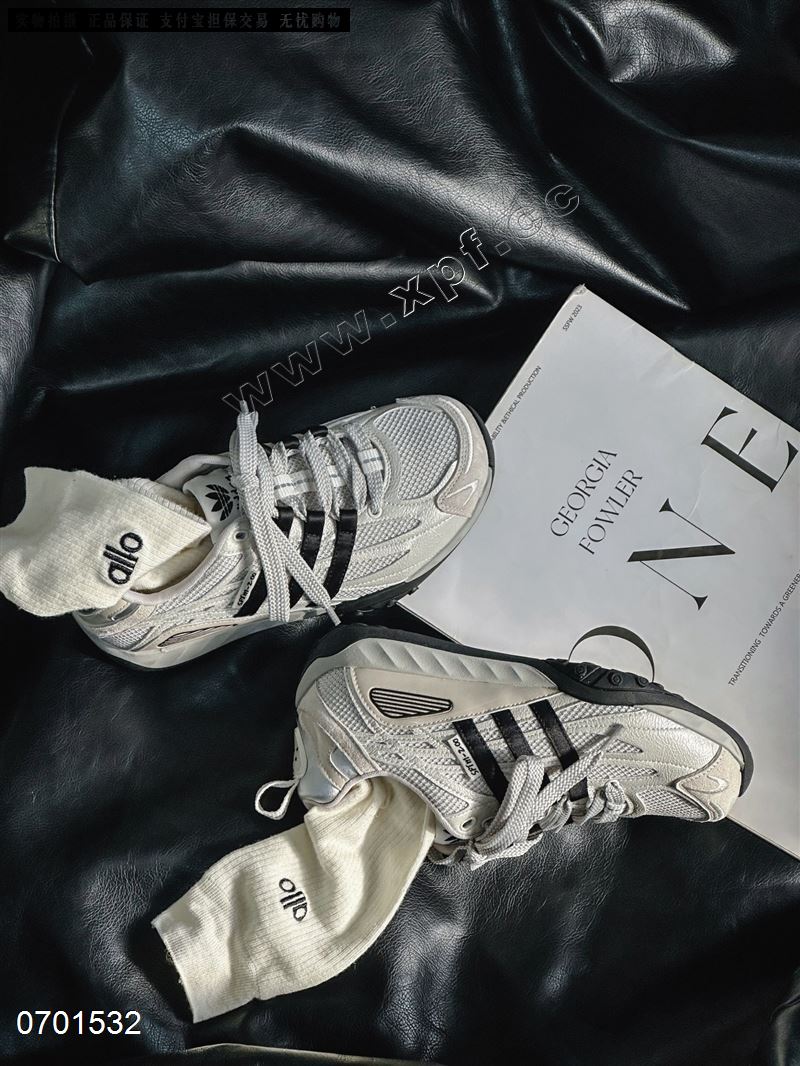 新款韩系慢跑鞋百搭经典款休闲鞋2593