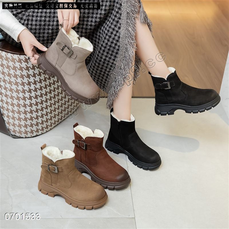 新款头层牛皮短靴雪地靴5701