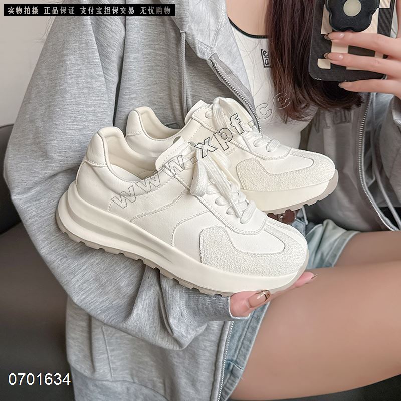 新款头层环保皮休闲鞋9879