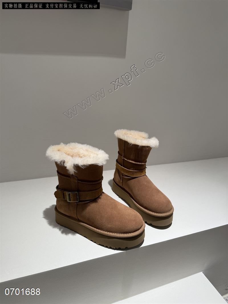 羊皮毛一体雪地靴松糕厚底短筒骑士靴皮带扣两穿羊毛 66028