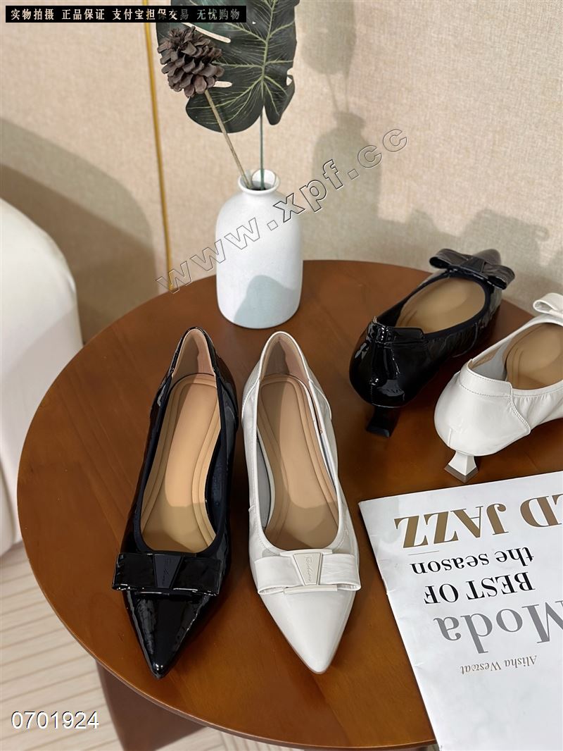 摩西米妮80258   头层牛皮