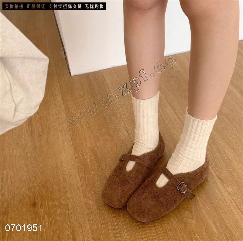 万瑞耐斯  加绒