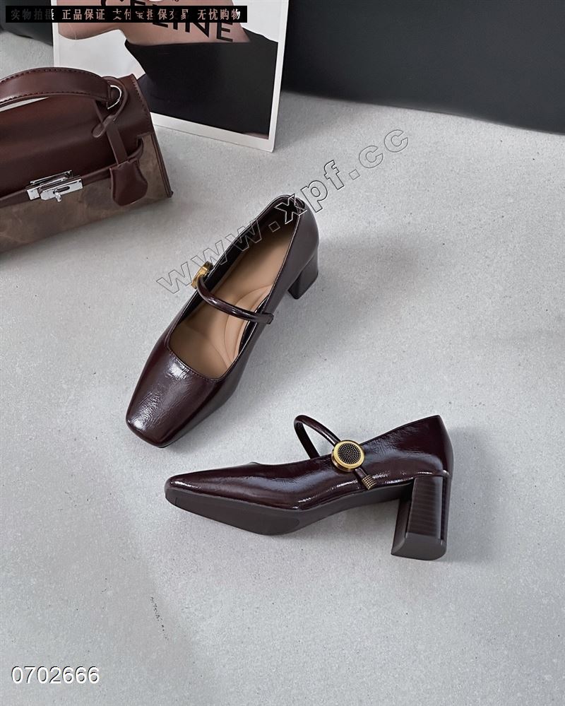 经典浅口粗高跟单鞋