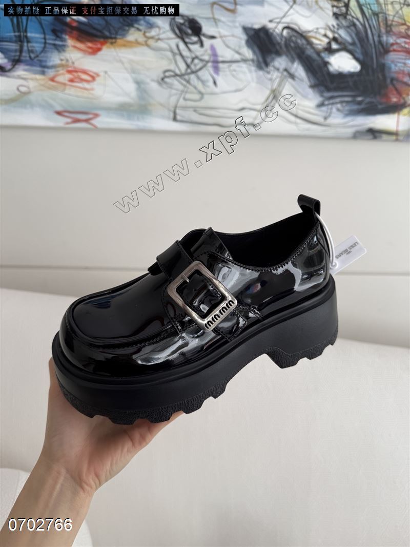 法国小熊法式英伦风厚底乐福88077