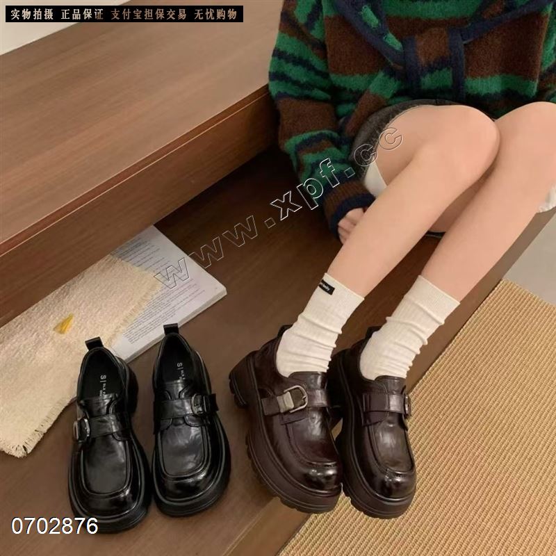 新款单鞋17026