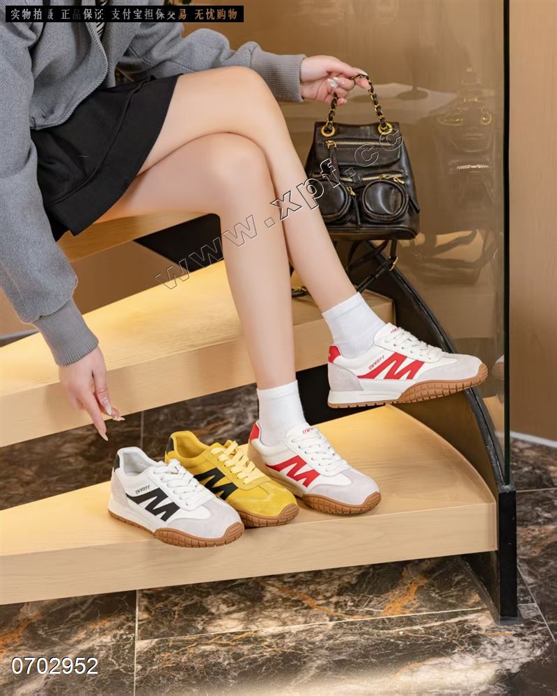 新款休闲鞋阿甘鞋26013