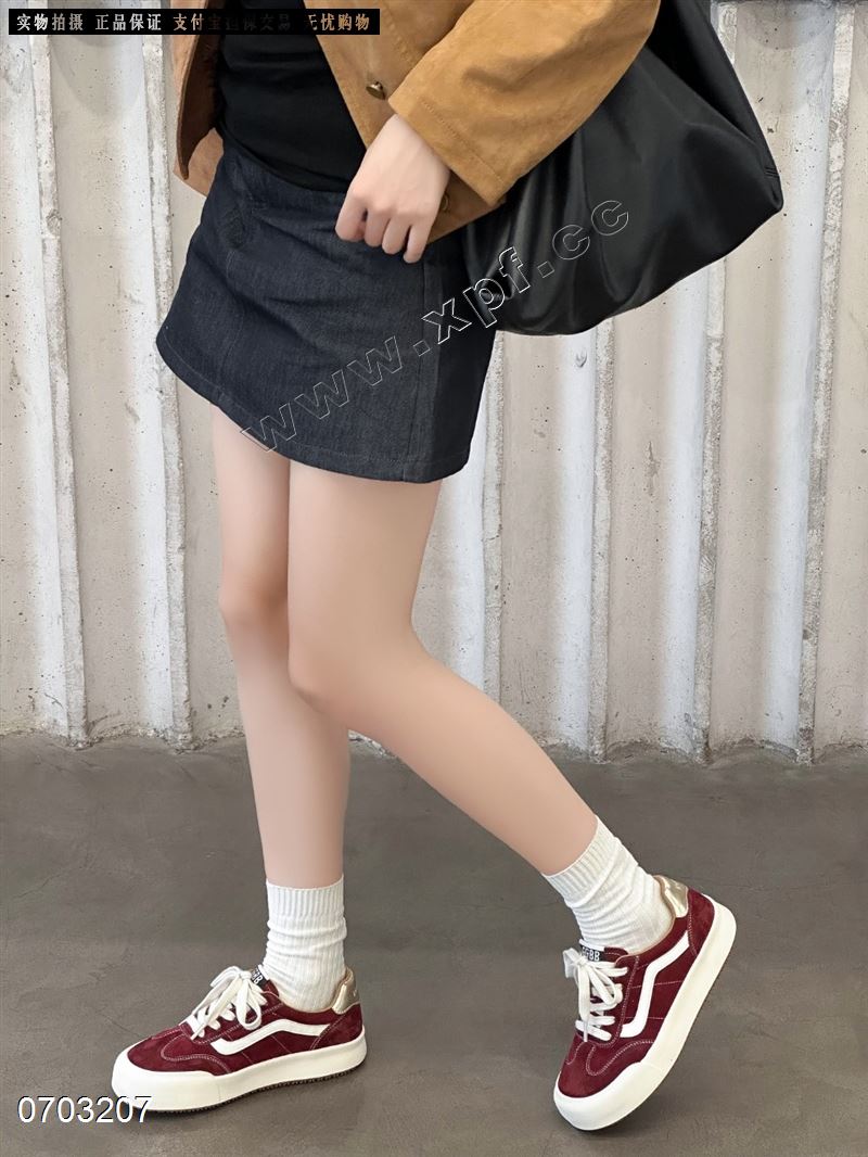 时尚休闲鞋65117