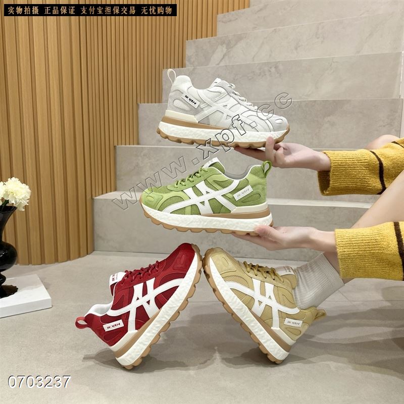 新款厚底轻便舒适休闲百搭双网阿甘鞋2627