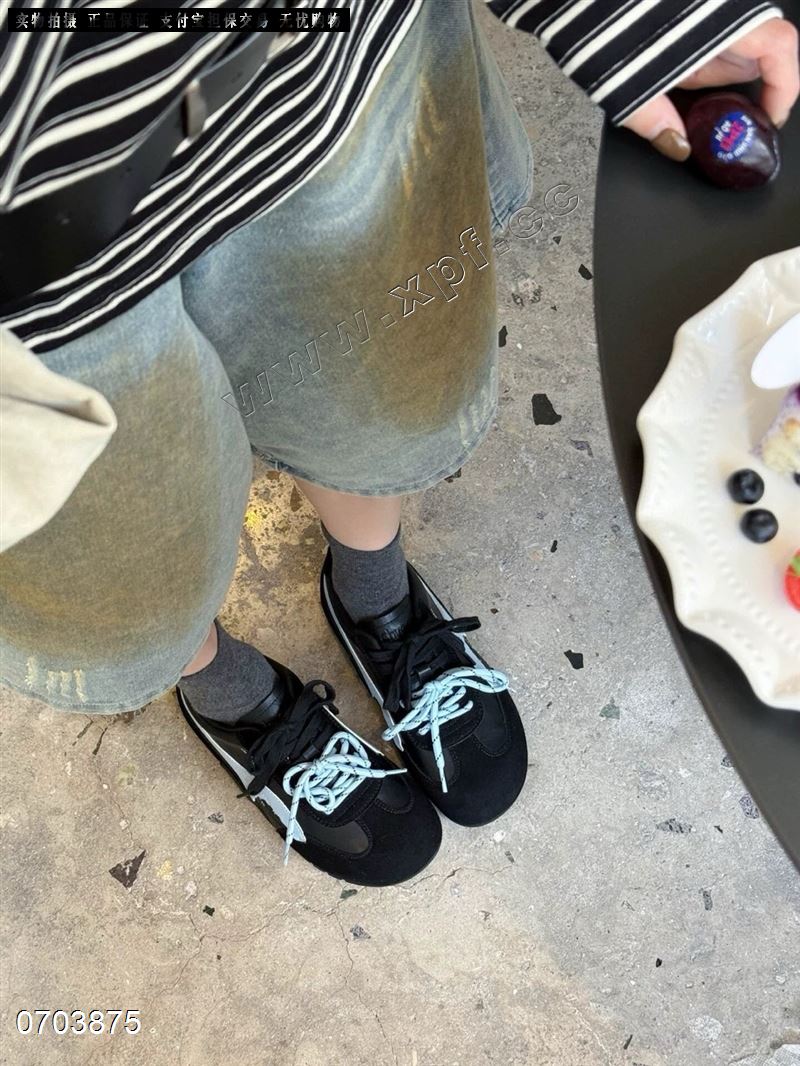 1303/茉妮卡​ 5351-06​