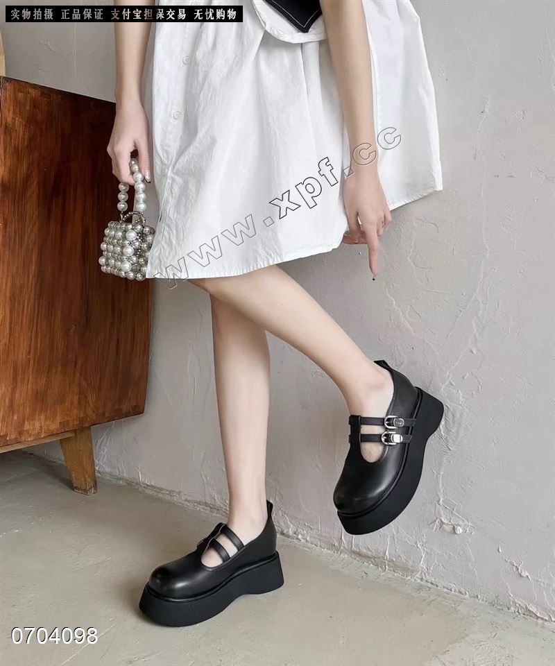 爱拍105081  黑589米6-9