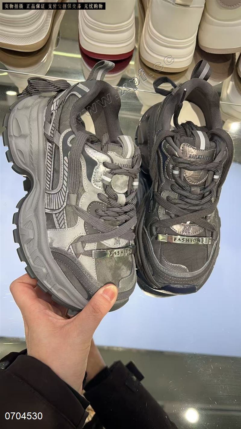 时尚休闲鞋老爹鞋