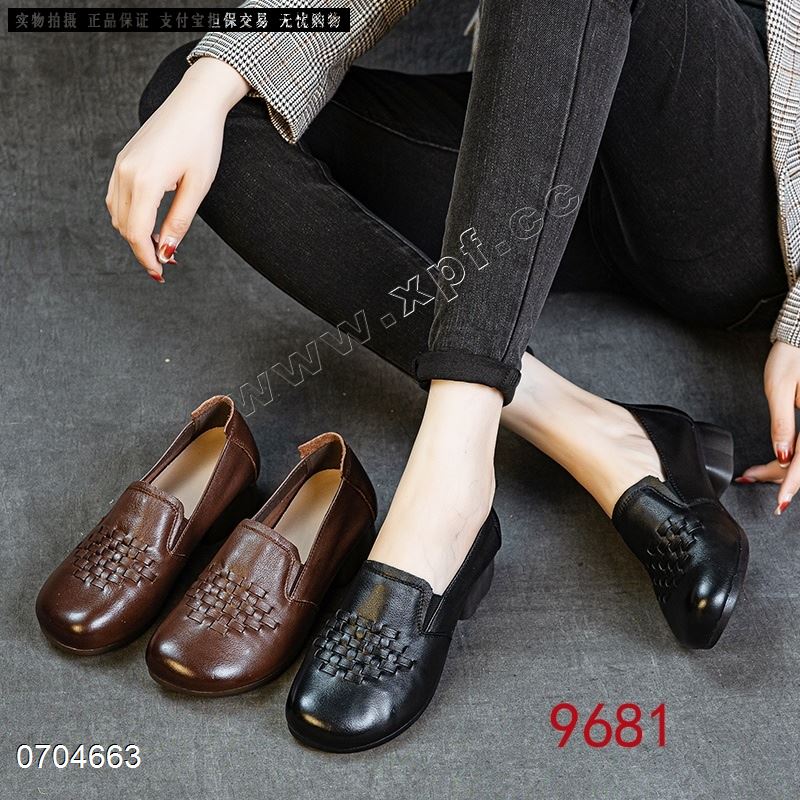 新款头层牛皮单鞋9681