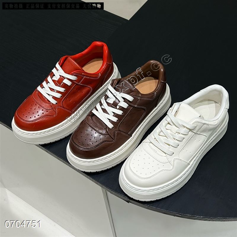 新款马皮发泡厚底板鞋569