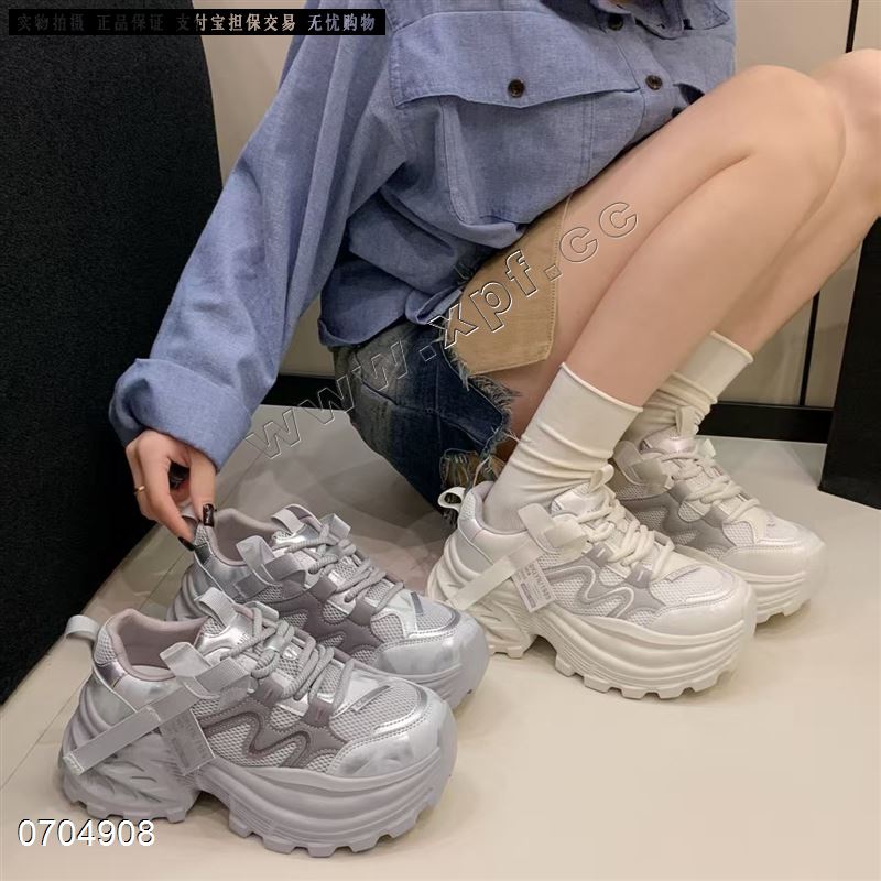 新款厚底休闲鞋2611