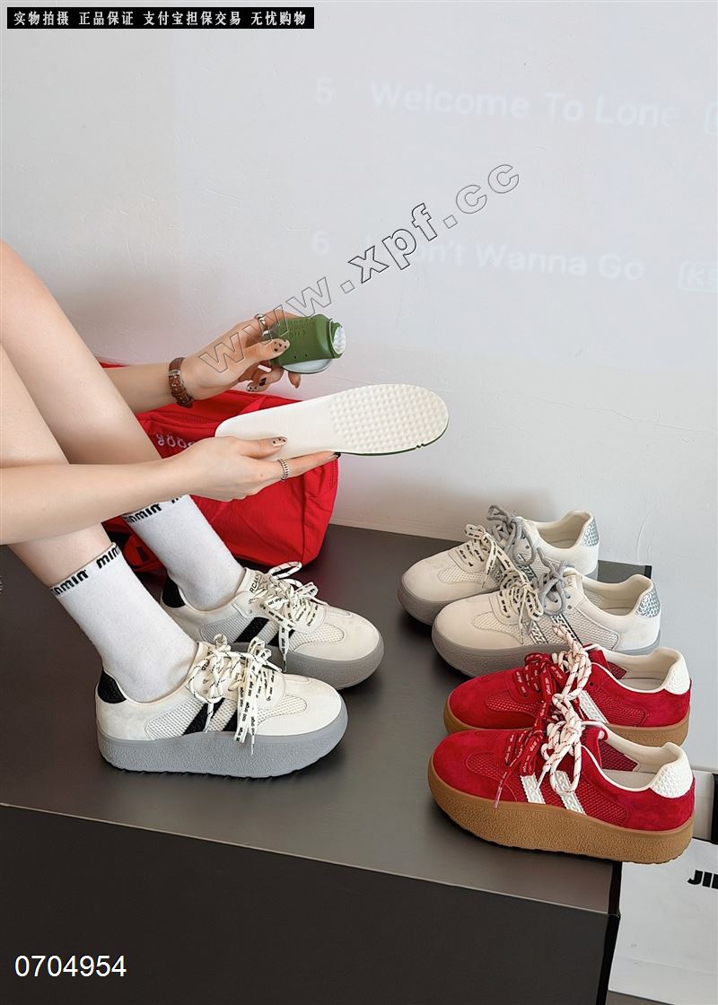 新款平底阿甘休闲鞋2630