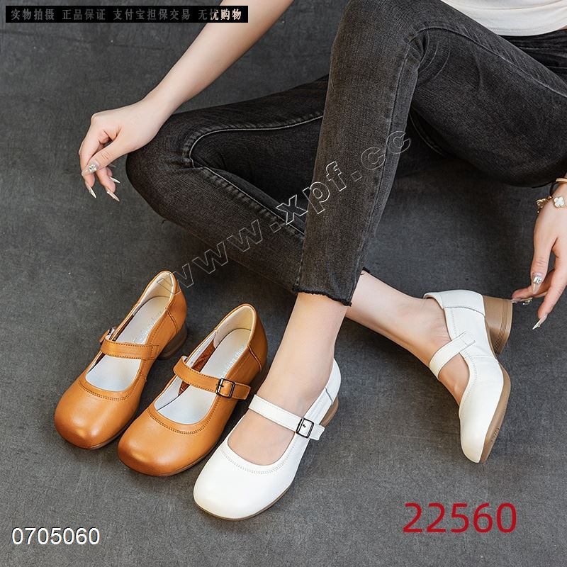 新款头层牛皮单鞋 22560